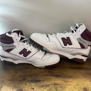 New Balance Men's Sneakers in White and Burgundy